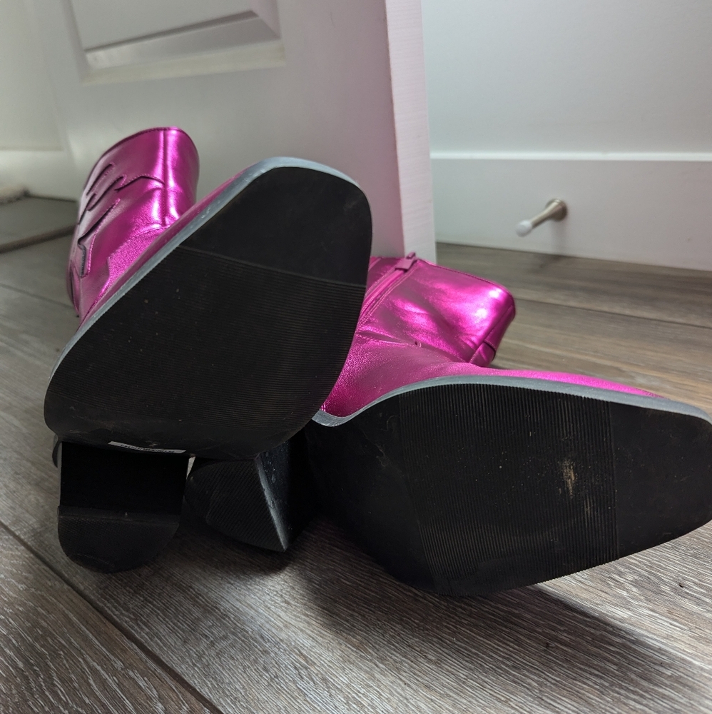 TORRID | Size 8.5, wide width, pink foil western cowboy boots, chunky heel - Picture 6 of 6